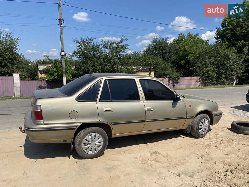 Седан Daewoo Nexia 2005 в Димері
