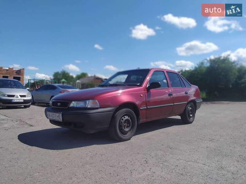 Седан Daewoo Nexia 2007 в Ровно