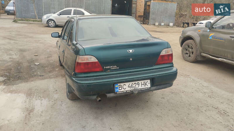 Седан Daewoo Nexia 1997 в Сокільниках