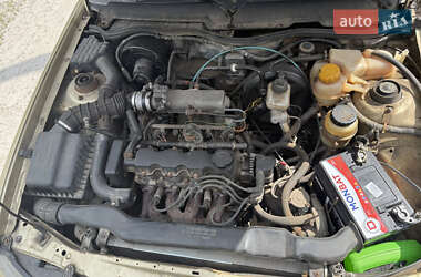 Седан Daewoo Nexia 2011 в 