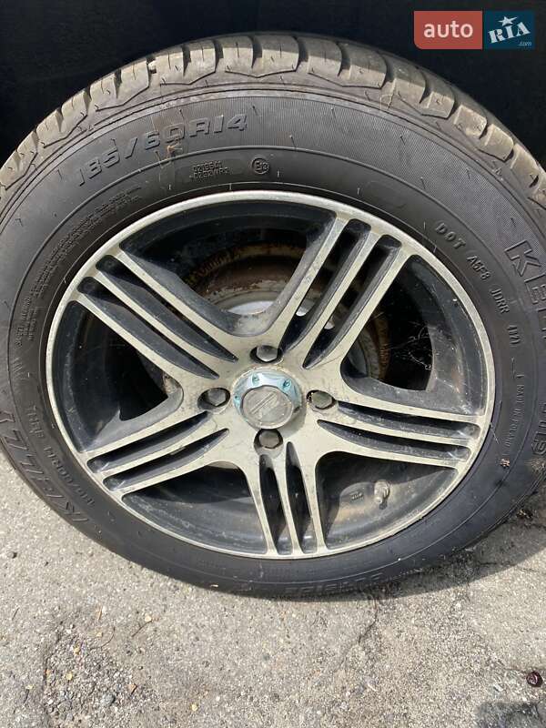 Седан Daewoo Nexia 2008 в Хмельницькому