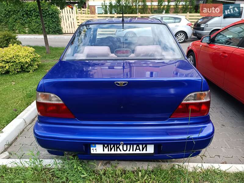 Седан Daewoo Nexia 2007 в Киеве