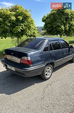 Седан Daewoo Nexia 2007 в 