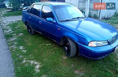 Седан Daewoo Nexia 1996 в Черкасах