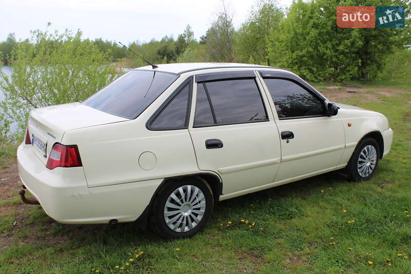 Седан Daewoo Nexia 2012 в Коростене фото 25 Седан Daewoo Nexia 2012 в Коростене