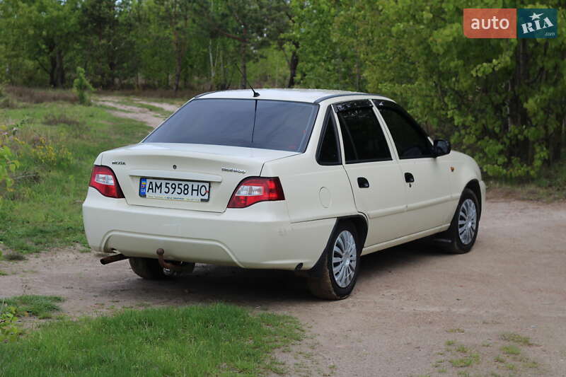 Седан Daewoo Nexia 2012 в Коростене фото 50 Седан Daewoo Nexia 2012 в Коростене