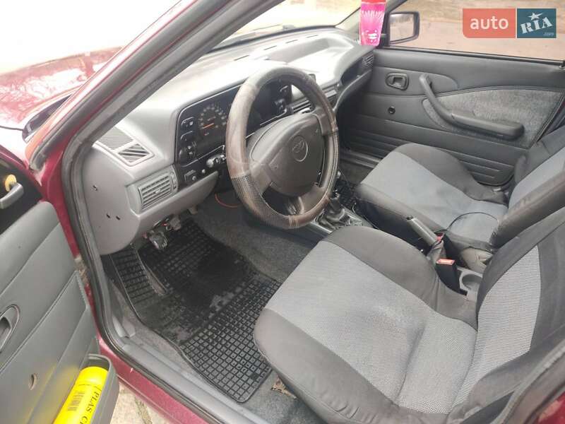 Седан Daewoo Nexia 2007 в Одессе