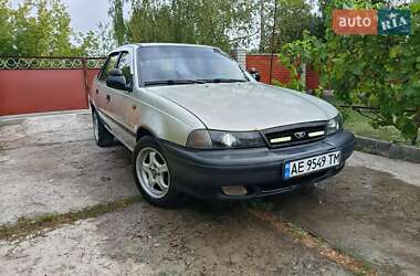 Седан Daewoo Nexia 2008 в Новомосковске