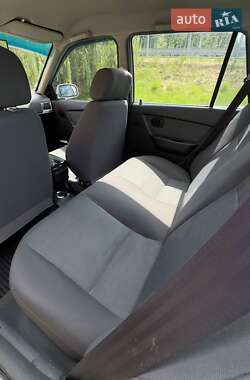 Седан Daewoo Nexia 2012 в 