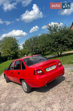 Седан Daewoo Nexia 2008 в 