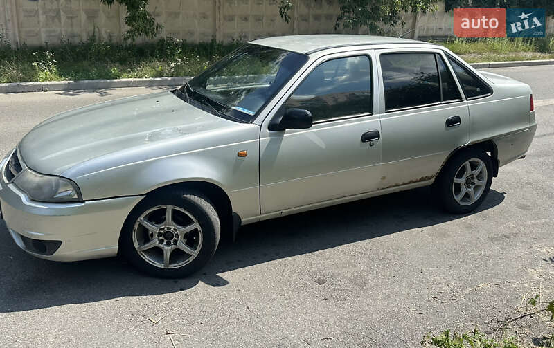 Седан Daewoo Nexia 2008 в Киеве