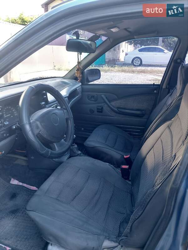 Седан Daewoo Nexia 2006 в Кропивницком