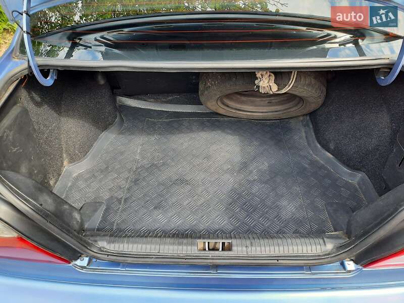 Седан Daewoo Nexia 2008 в Киеве