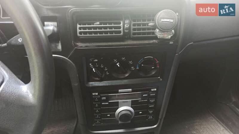 Седан Daewoo Nexia 2009 в Харькове