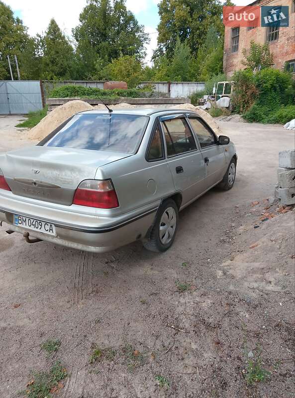 Седан Daewoo Nexia 2006 в Ромнах