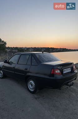 Седан Daewoo Nexia 2010 в 