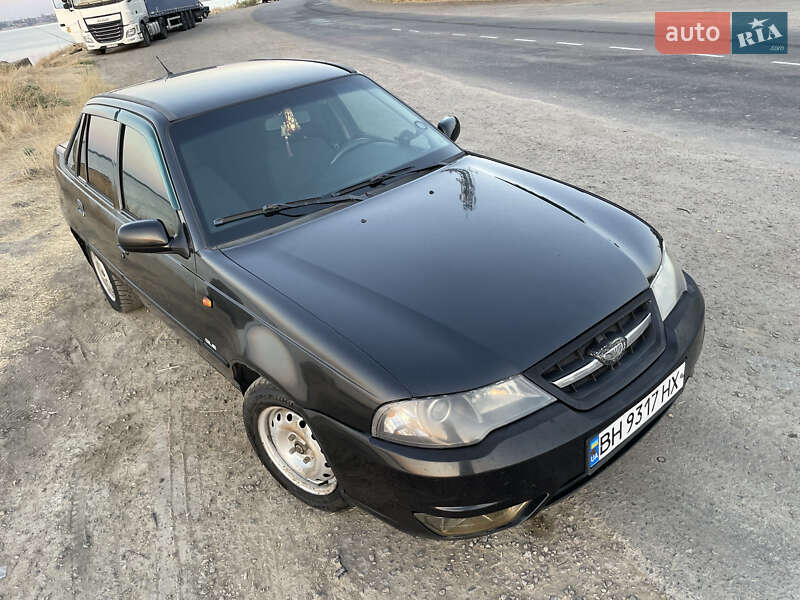 Седан Daewoo Nexia 2010 в Одессе