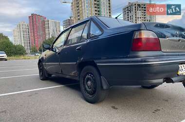 Седан Daewoo Nexia 2007 в 