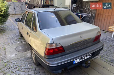 Седан Daewoo Nexia 2007 в 
