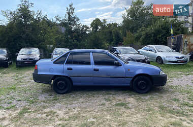 Седан Daewoo Nexia 2009 в 