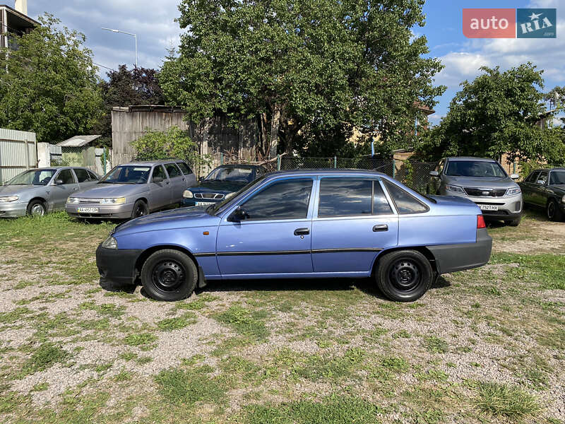 Седан Daewoo Nexia 2009 в Киеве