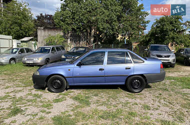 Седан Daewoo Nexia 2009 в 