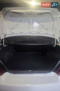 Седан Daewoo Nexia 2011 в 