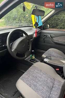 Седан Daewoo Nexia 2007 в 