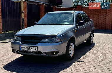 Седан Daewoo Nexia 2010 в Хмельницком