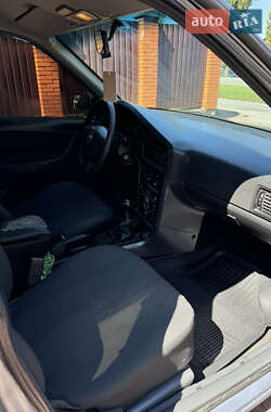 Седан Daewoo Nexia 2010 в 