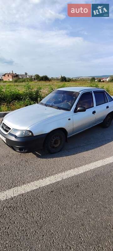 Седан Daewoo Nexia 2011 в Рогатине