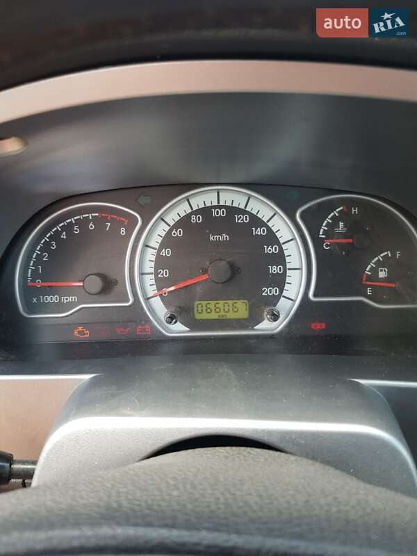 Седан Daewoo Nexia 2008 в Изюме