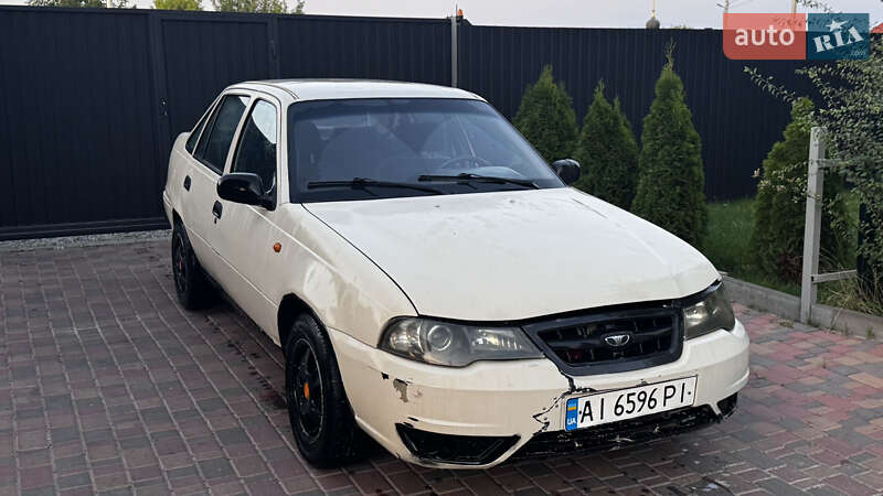Седан Daewoo Nexia 1995 в Киеве