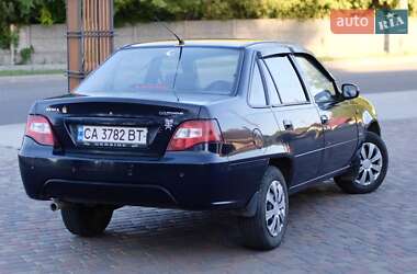 Седан Daewoo Nexia 2008 в 