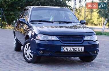 Седан Daewoo Nexia 2008 в 