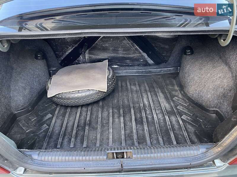 Седан Daewoo Nexia 1997 в Новомосковську