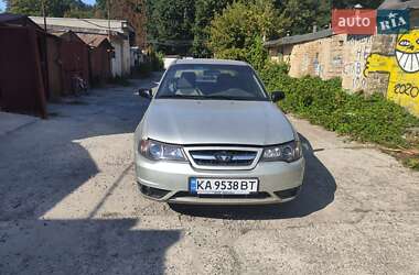 Седан Daewoo Nexia 2008 в Киеве
