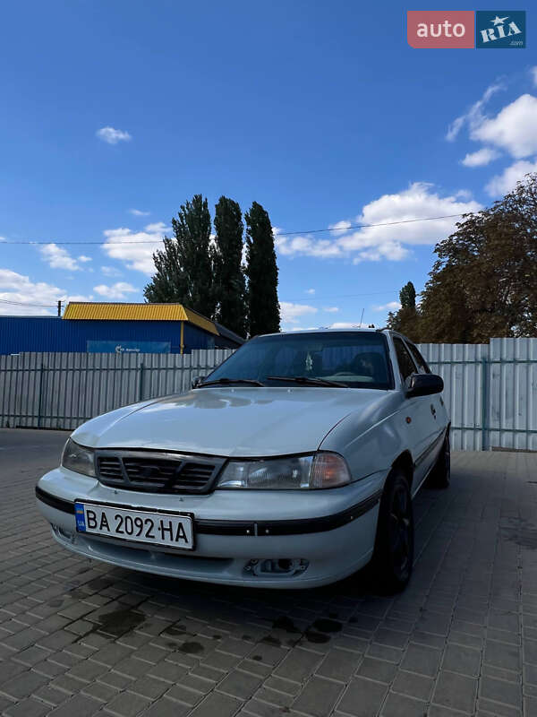Седан Daewoo Nexia 2007 в Добровеличковке