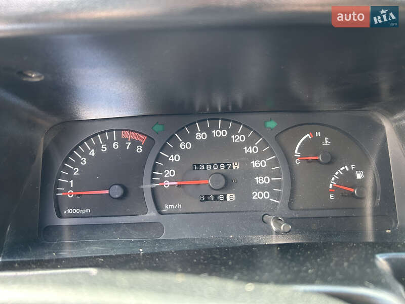 Седан Daewoo Nexia 2006 в Киеве