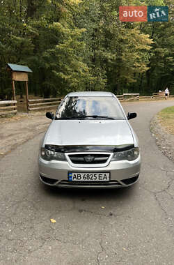 Седан Daewoo Nexia 2011 в 