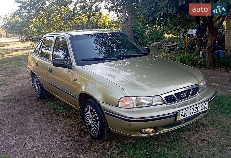 Седан Daewoo Nexia 2006 в Днепре