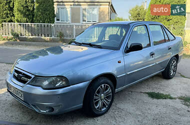 Седан Daewoo Nexia 2012 в 