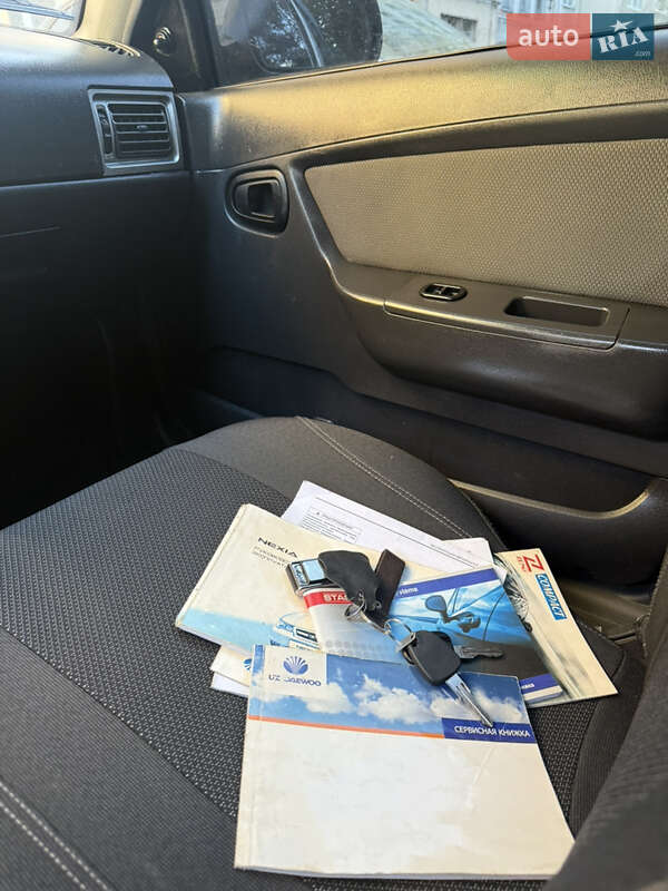 Седан Daewoo Nexia 2012 в Полтаве