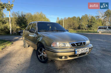 Седан Daewoo Nexia 2007 в 