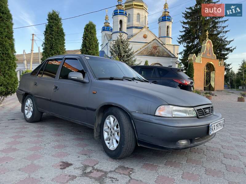 Седан Daewoo Nexia 2007 в 