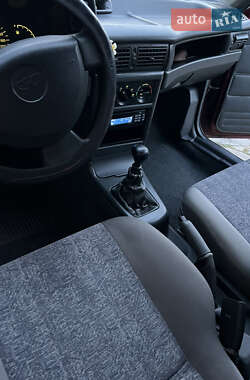 Седан Daewoo Nexia 2007 в  фото 10 Седан Daewoo Nexia 2007 в