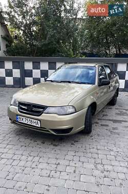 Седан Daewoo Nexia 2011 в Староконстантинове