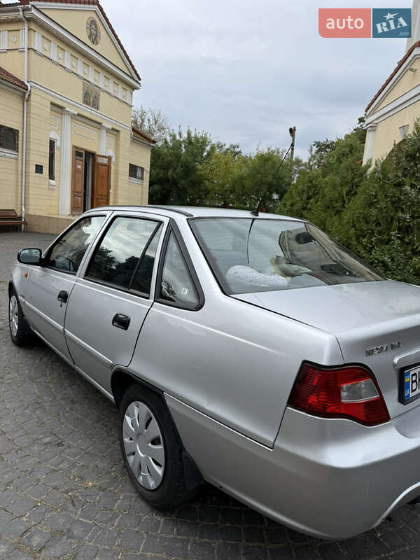 Седан Daewoo Nexia 2012 в Одессе