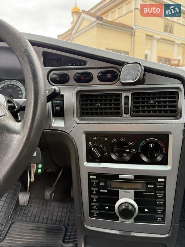 Седан Daewoo Nexia 2012 в Одессе