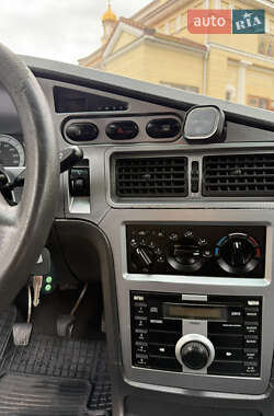 Седан Daewoo Nexia 2012 в 